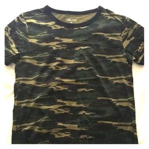 Camo t-shirt